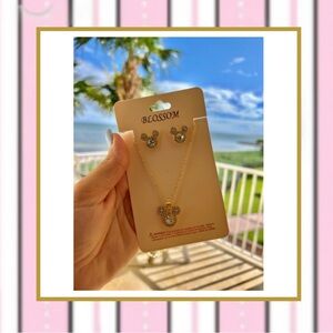Mickey ear shape earrings & necklace set - Gold color NEW
